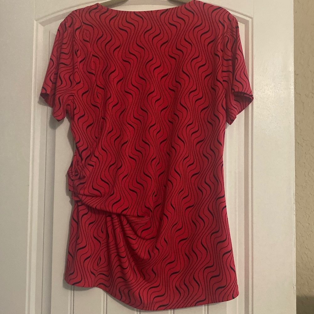 Ladies Blouse - Picture 2 of 3